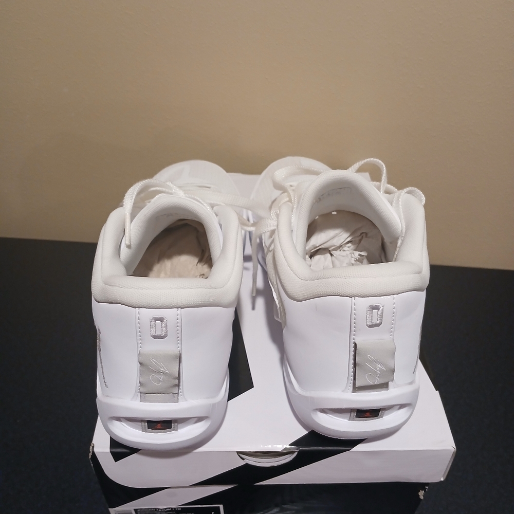 Jordan Men's White Low-Top Athletic Sneakers - Picture 2 of 10